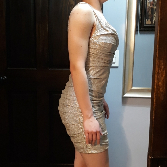 Express cocktail dress - Picture 2 of 4